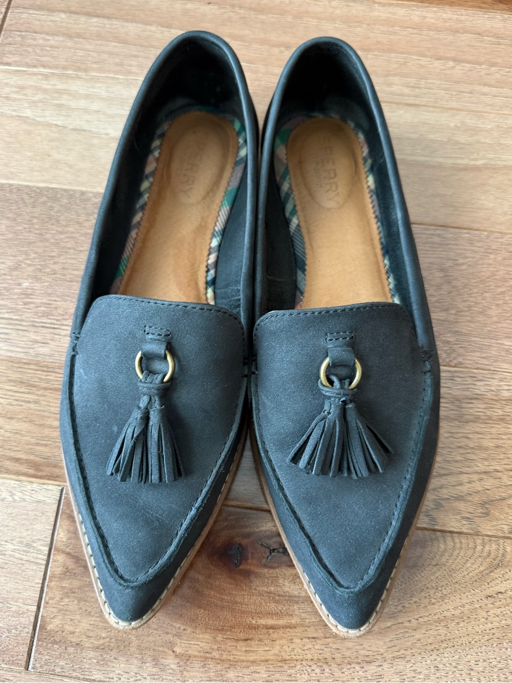 Sperry Seaport tassel loafers black suede 8.5 flats
